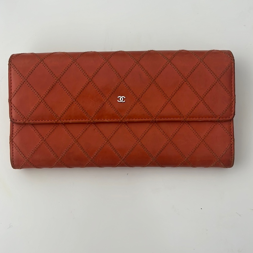 Chanel Caviar wallet